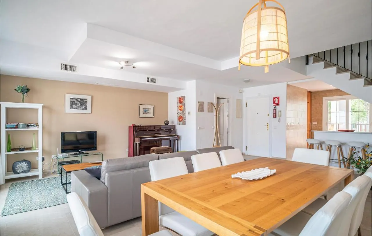 Amazing Home In Alhaurin De La Torre With Kitchen 0*,
